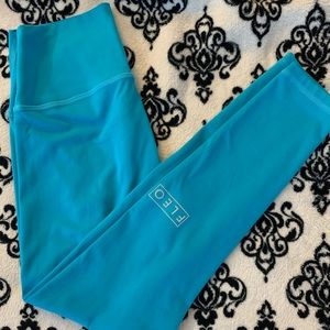 FLEO- el toro medium romey